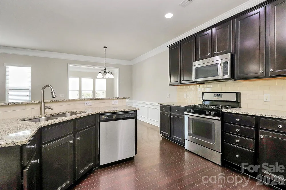 1929 Royal Gorge Avenue Charlotte, NC 28210