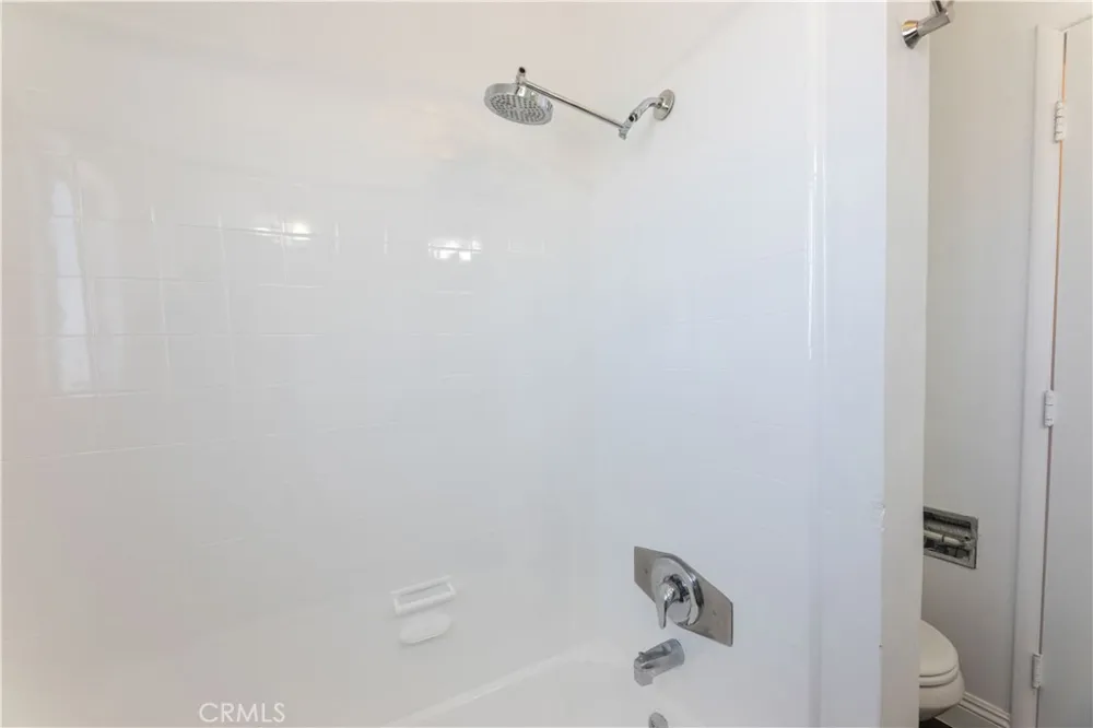 1329 E 1st #40 Long Beach, CA 90802