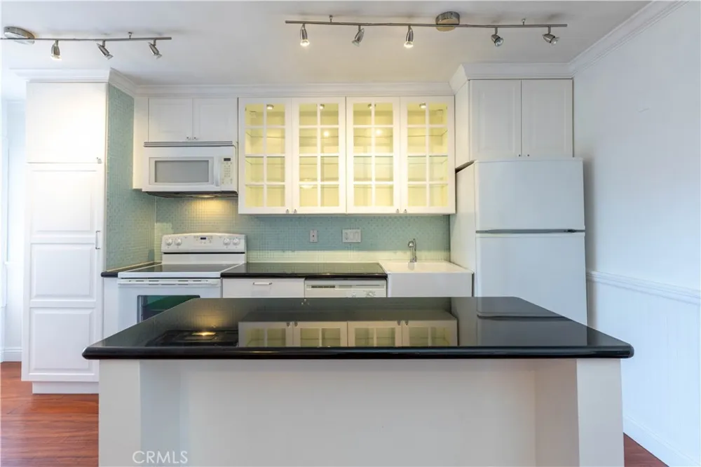 1329 E 1st #40 Long Beach, CA 90802