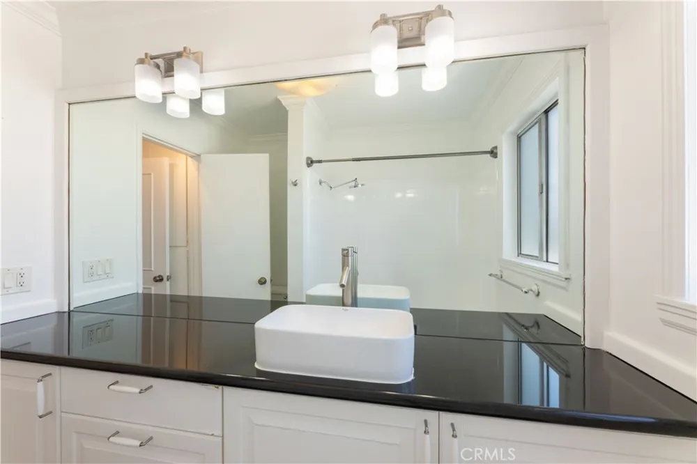 1329 E 1st #40 Long Beach, CA 90802