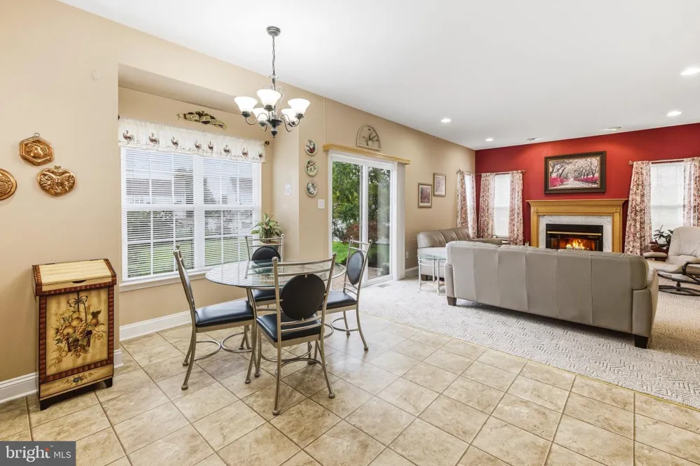 15 VALLEY FORGE DRIVE Woolwich Township, NJ 08085