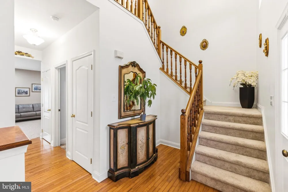 15 VALLEY FORGE DRIVE Woolwich Township, NJ 08085