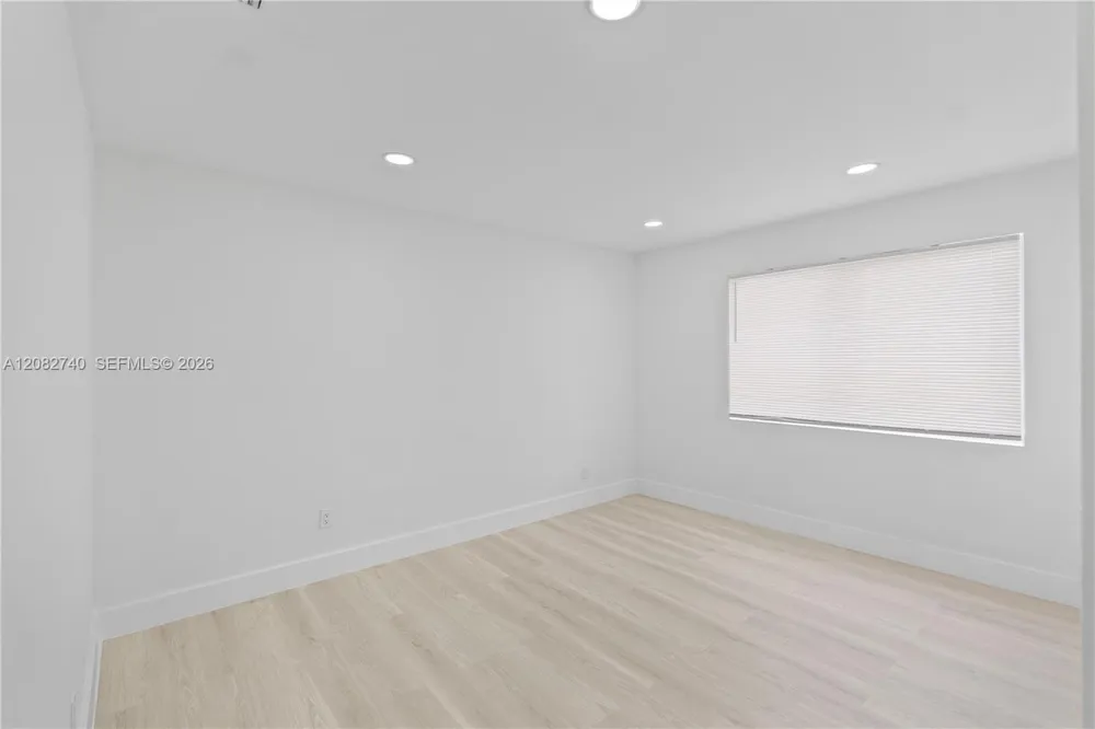 1274 NW 55th Ter Miami, FL 33142
