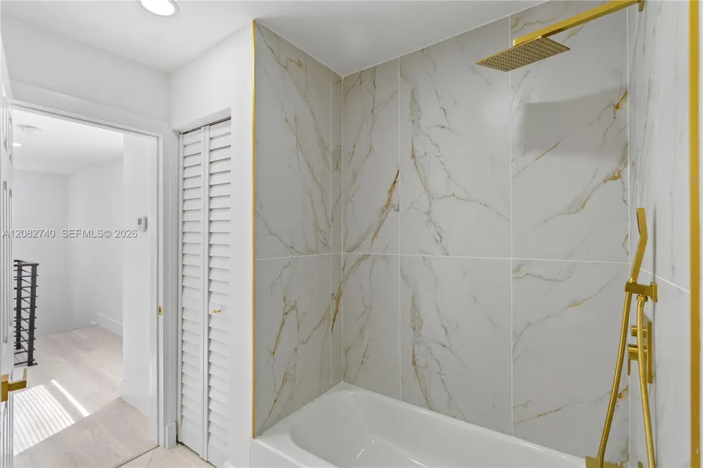 1274 NW 55th Ter Miami, FL 33142