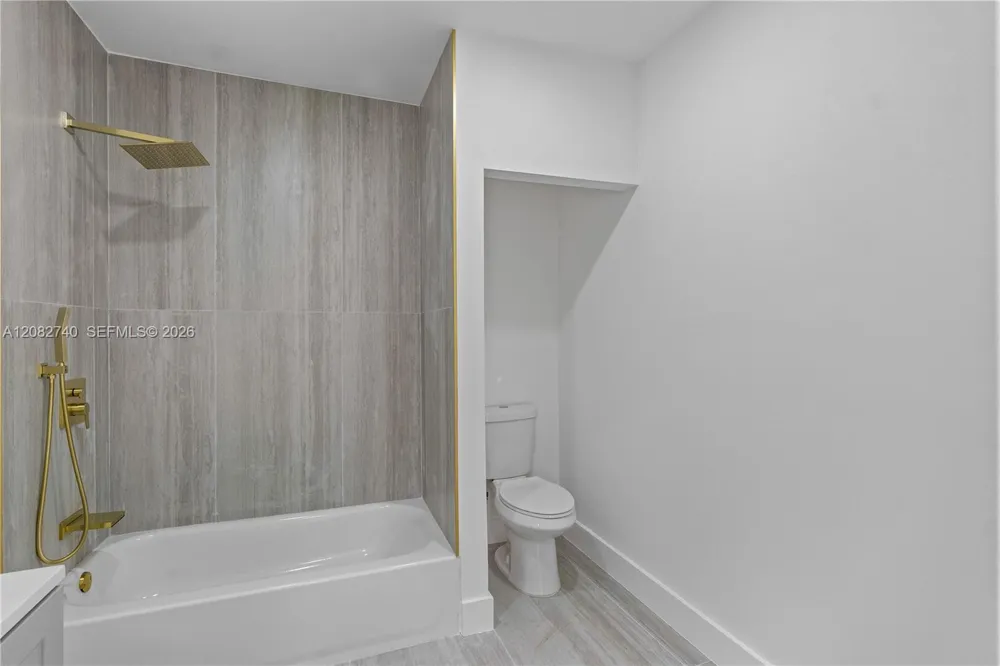 1274 NW 55th Ter Miami, FL 33142