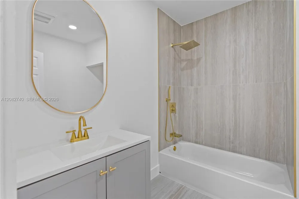 1274 NW 55th Ter Miami, FL 33142