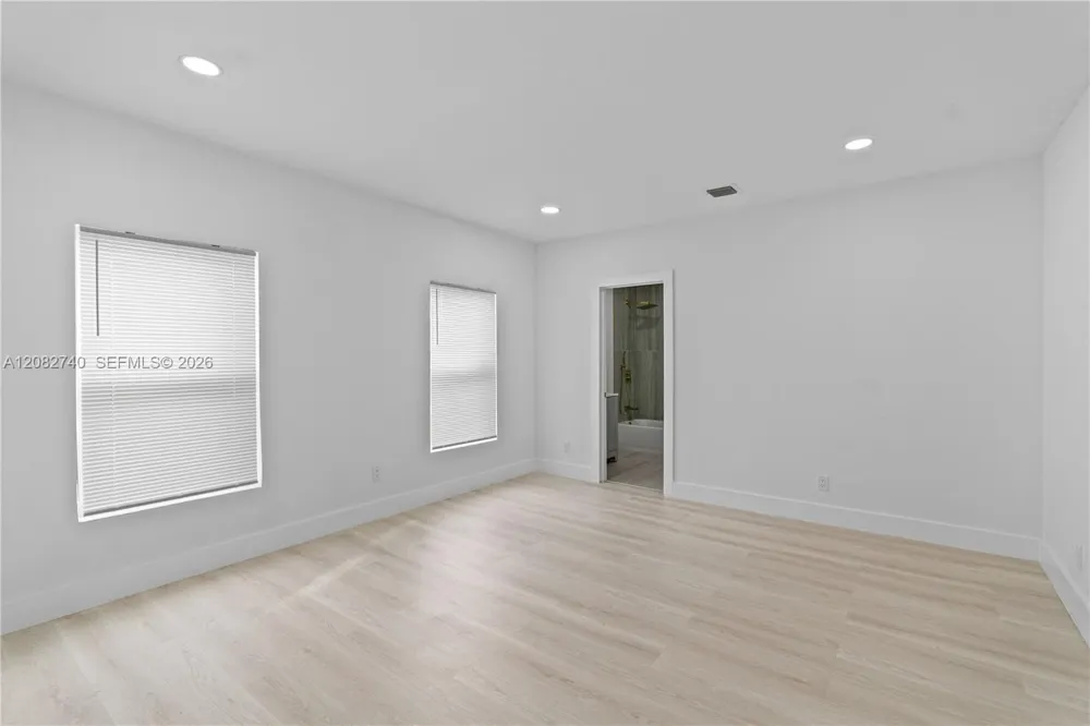 1274 NW 55th Ter Miami, FL 33142