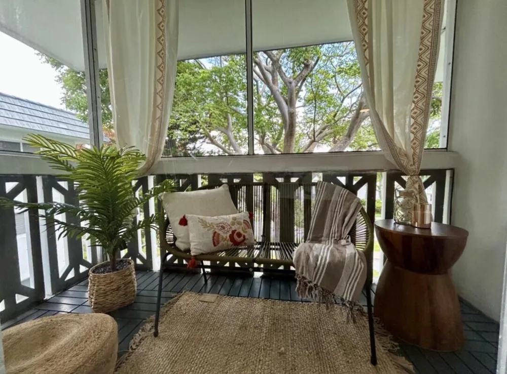200 Galen Drive #308 Key Biscayne, FL 33149