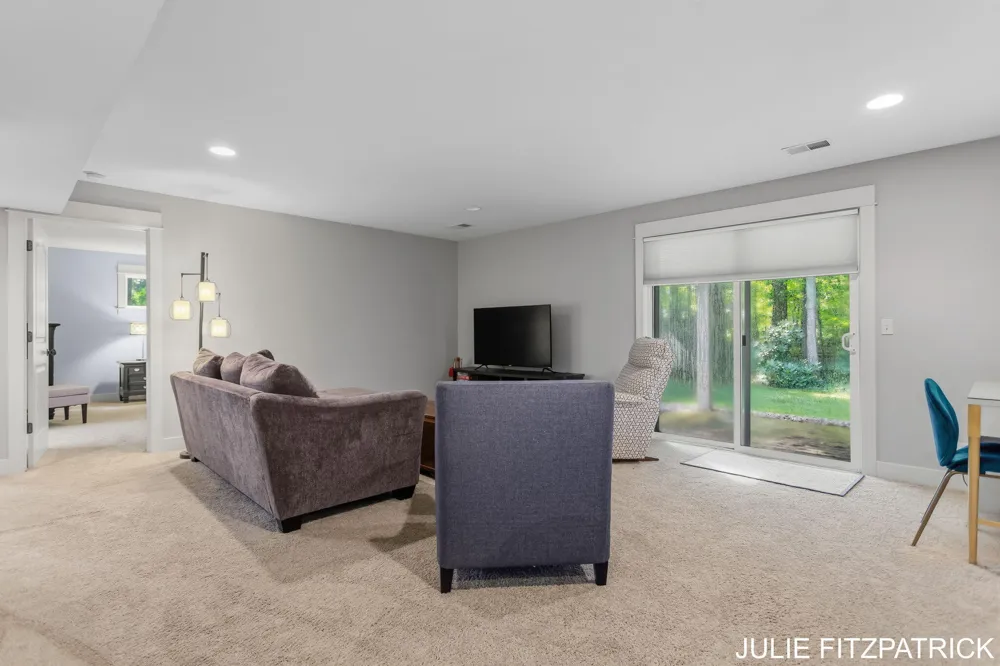 1650 Red Stem Drive Holland, MI 49424