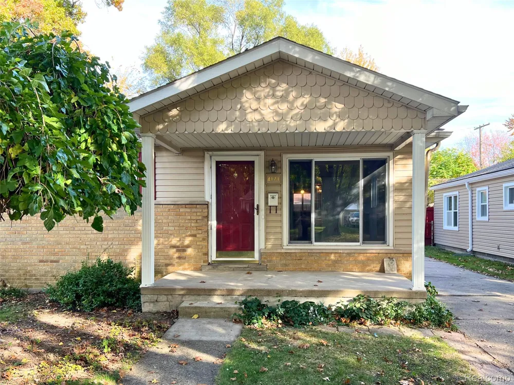 4171 Weddell Street Dearborn Heights City, MI 48125