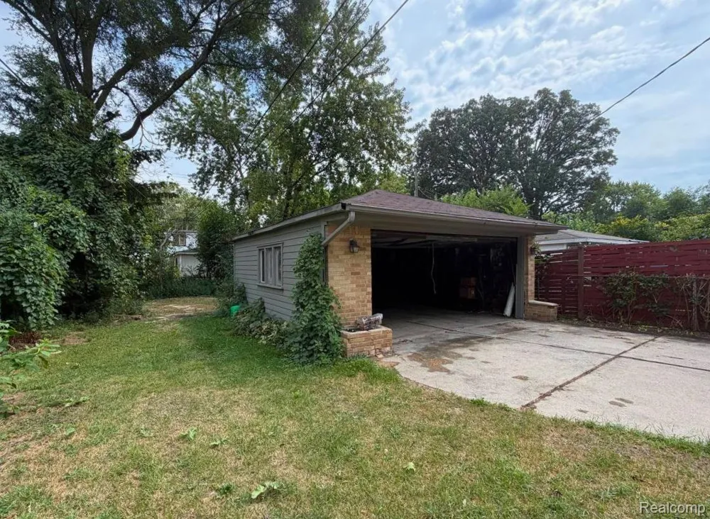 4171 Weddell Street Dearborn Heights City, MI 48125