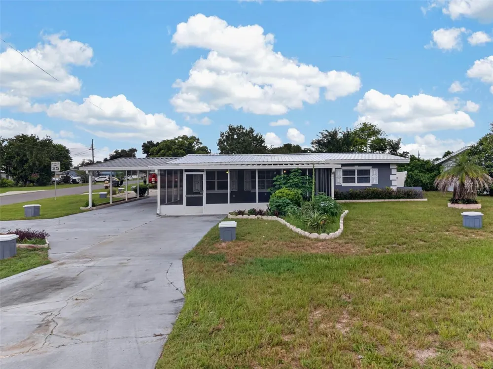 4924 WASHINGTON STREET Lake Wales, FL 33859