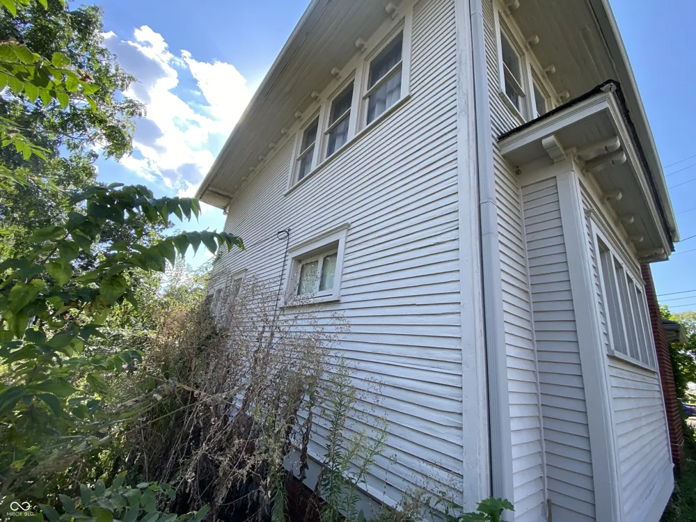 1425 Fairfield Avenue Indianapolis, IN 46205