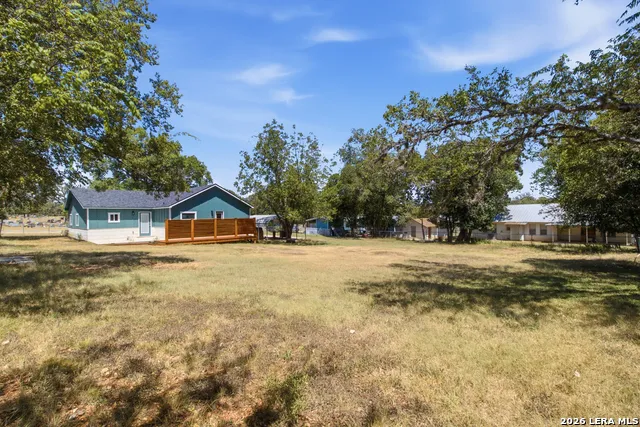 1506 SYCAMORE ST Bandera, TX 78003