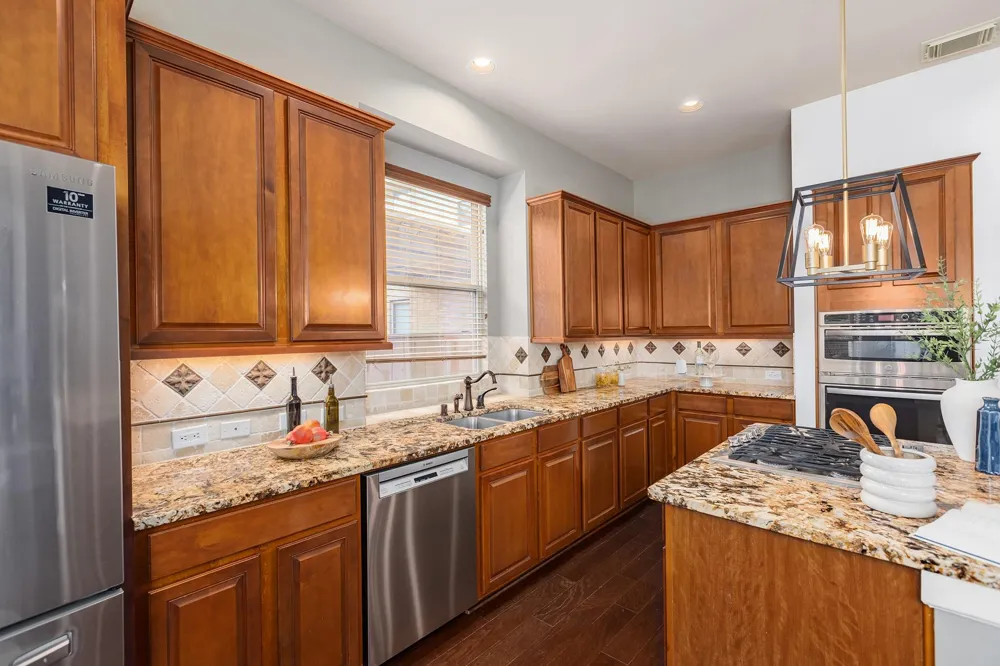 27 Arrow Canyon Circle The Woodlands, TX 77389