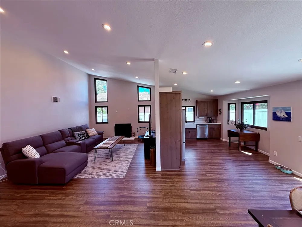 1210 Country Place Redlands, CA 92374