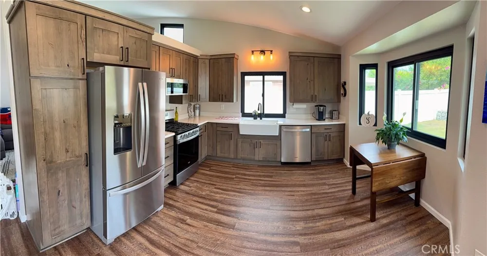 1210 Country Place Redlands, CA 92374