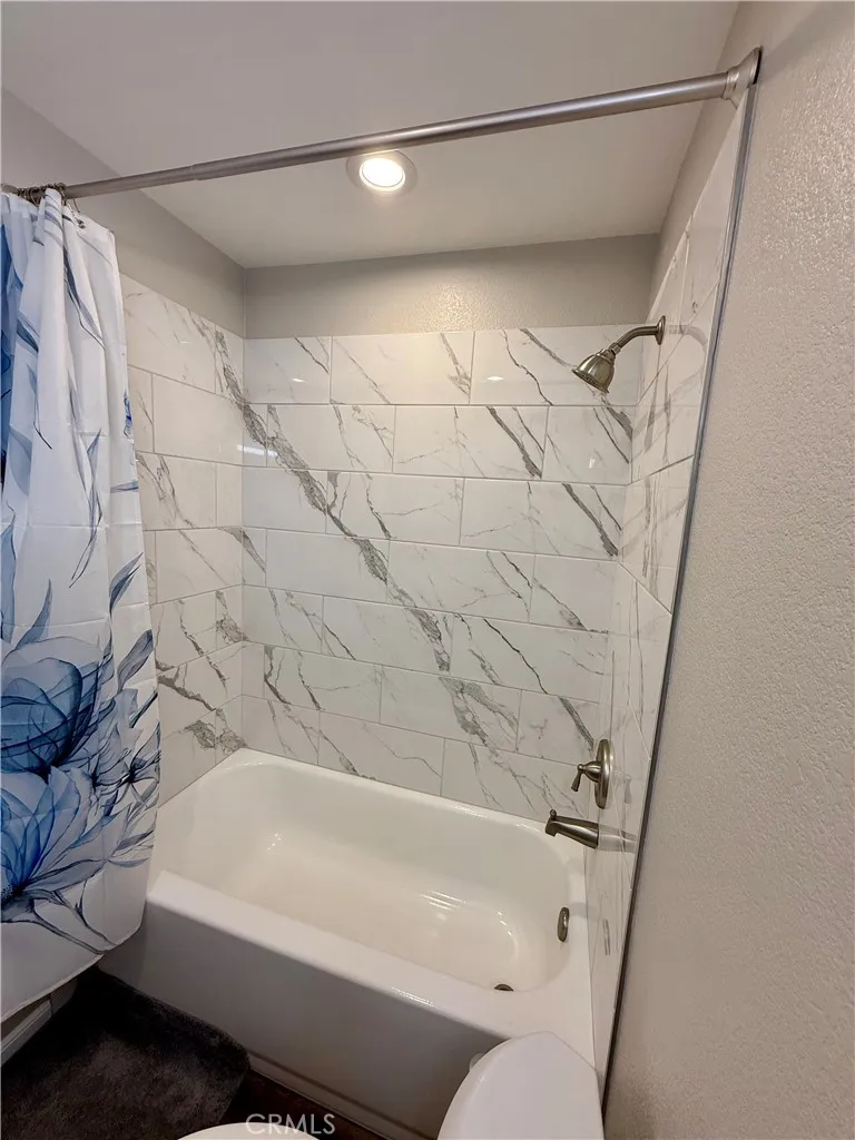 1210 Country Place Redlands, CA 92374