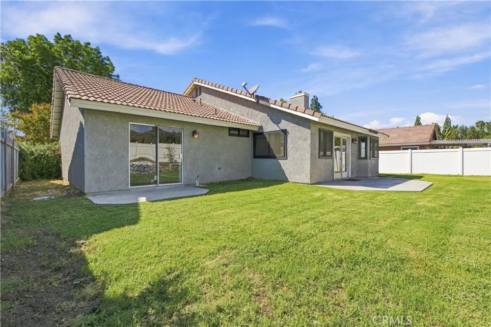 1210 Country Place Redlands, CA 92374