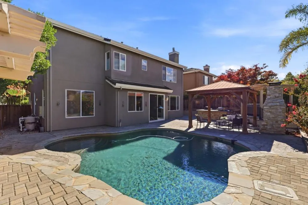1487 Partridge Drive Gilroy, CA 95020