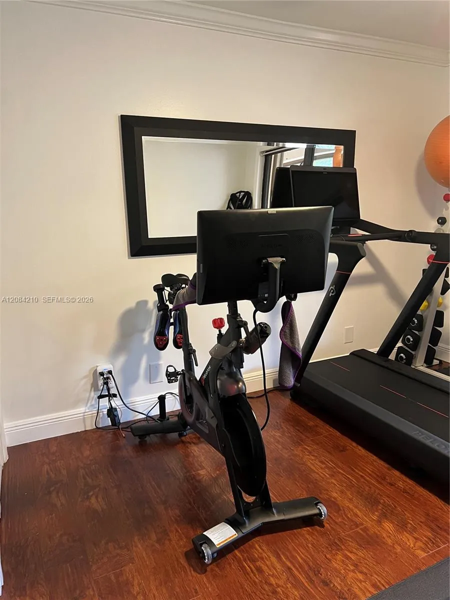 141 SW 96th Ter #305 Plantation, FL 33324