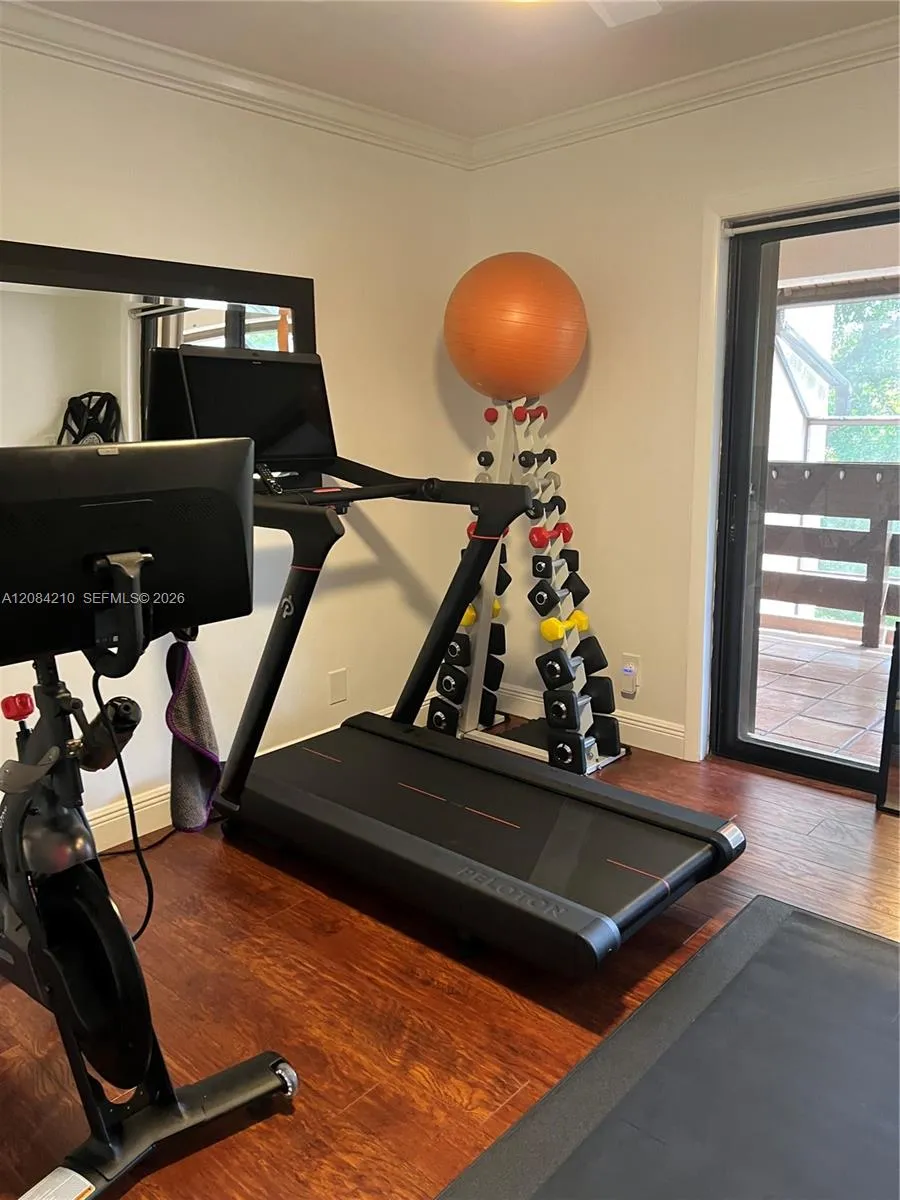141 SW 96th Ter #305 Plantation, FL 33324