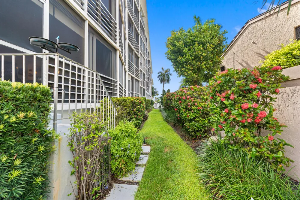 3050 NE 47TH COURT #108 Fort Lauderdale, FL 33308
