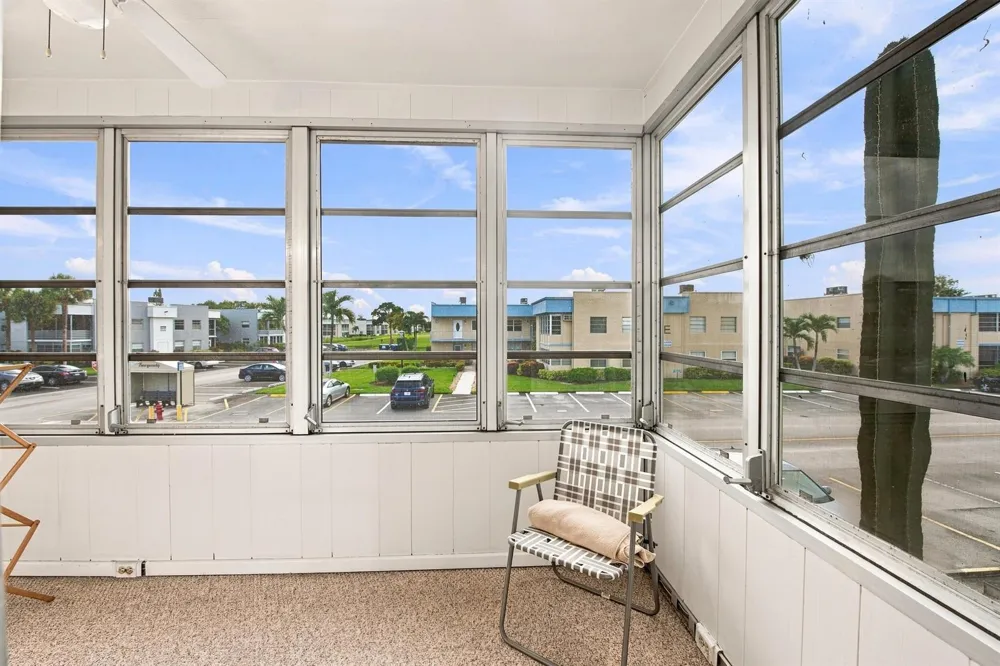 479 Burgundy J Delray Beach, FL 33484