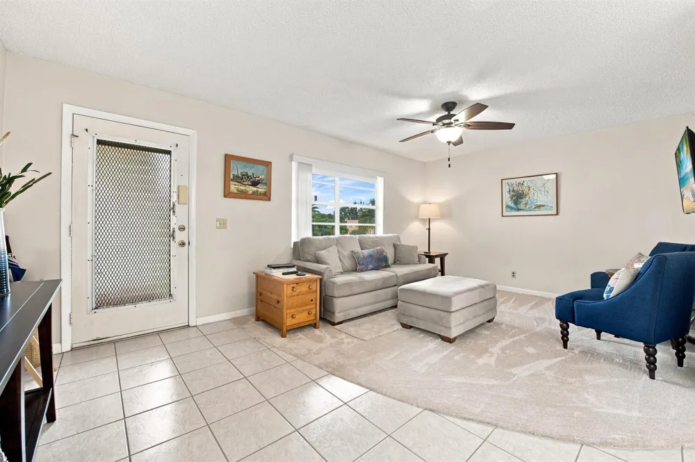479 Burgundy J Delray Beach, FL 33484