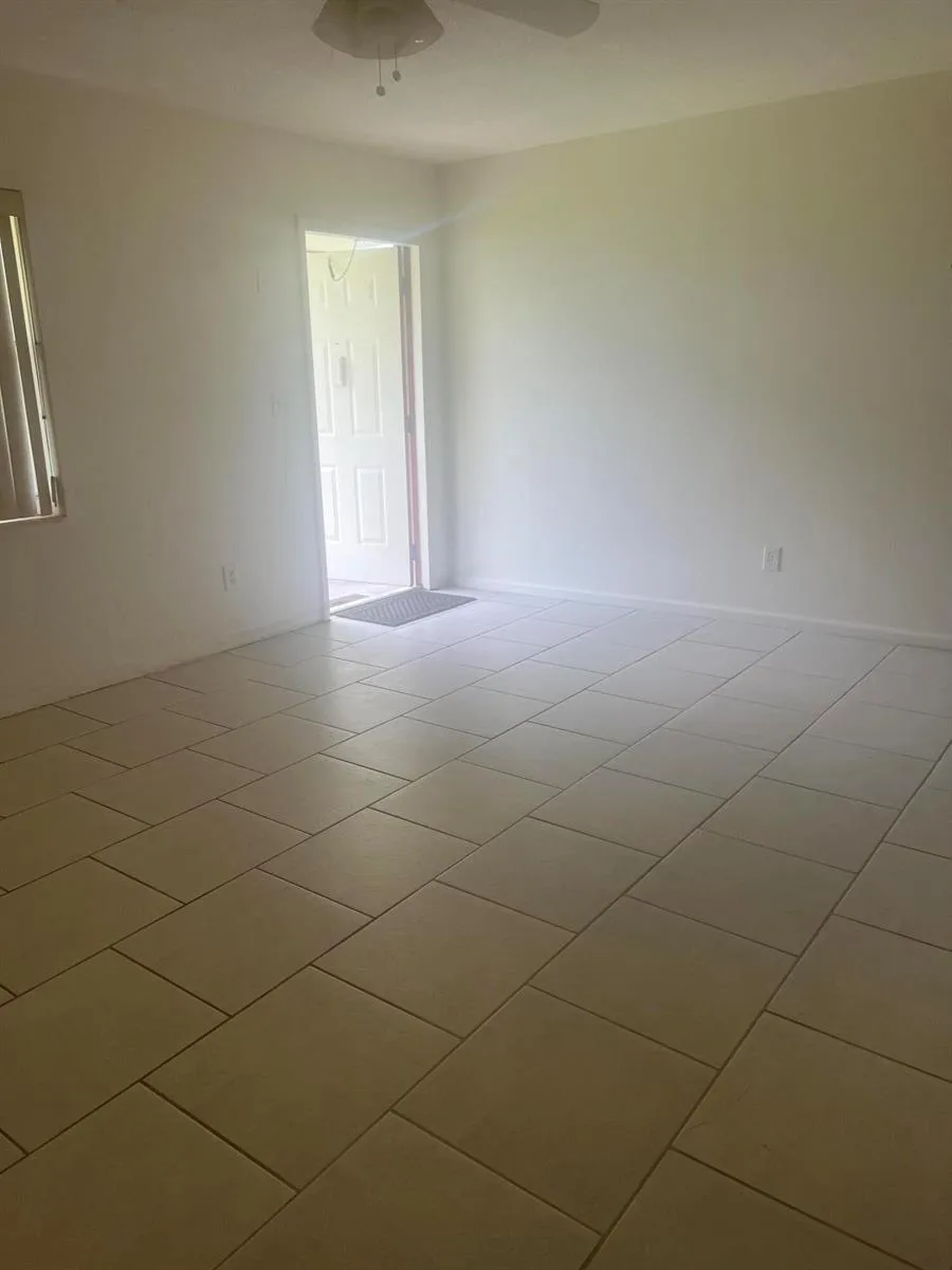 220 NE 1st Street #2 Dania Beach, FL 33004