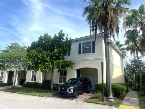 219 SW 7th Street