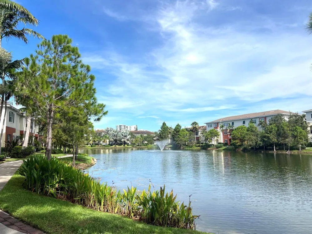 219 SW 7th Street Pompano Beach, FL 33060