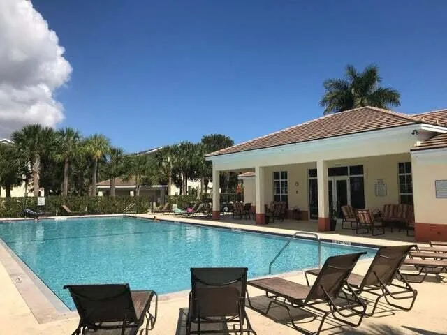 219 SW 7th Street Pompano Beach, FL 33060