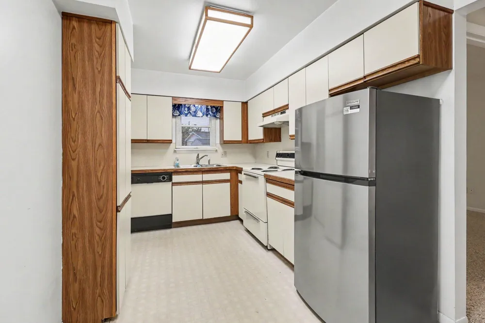 304 S Ferry Street #3 Ludington, MI 49431
