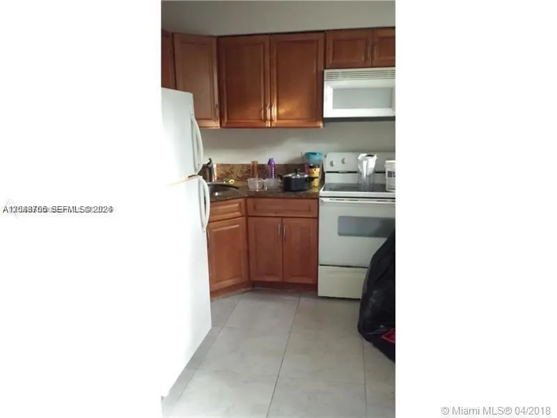 1926 RODMAN #2 Hollywood, FL 33020
