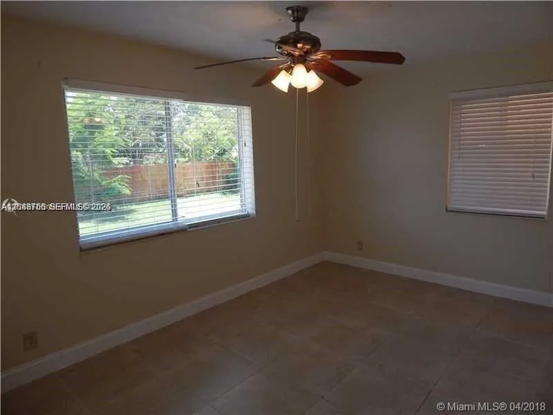 1926 RODMAN #2 Hollywood, FL 33020