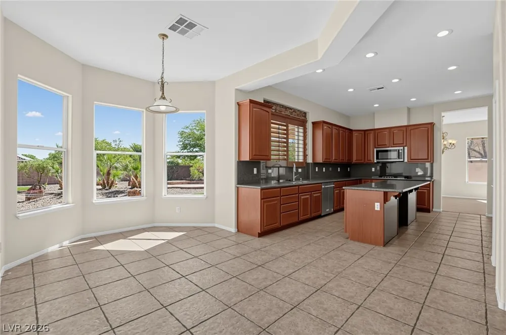 7308 Buttons Ridge Drive Las Vegas, NV 89131