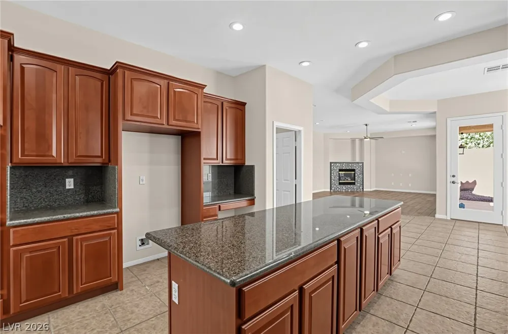7308 Buttons Ridge Drive Las Vegas, NV 89131