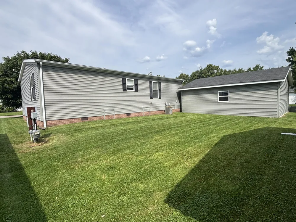 3835 Kingsridge Street Blackman Charter Township, MI 49201