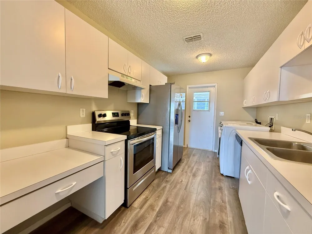 350 WINTER RIDGE BOULEVARD #350 Winter Haven, FL 33881