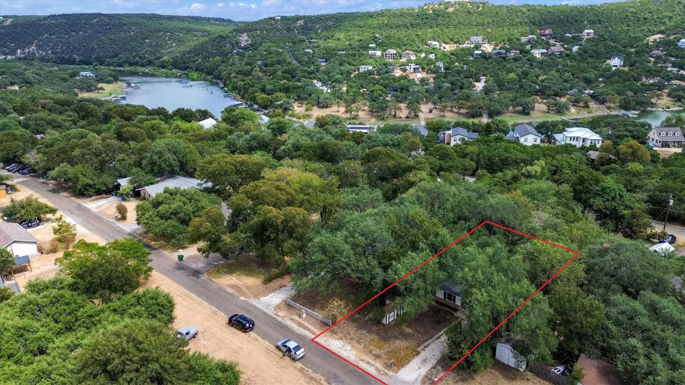 18221 Ledge Street Jonestown, TX 78645