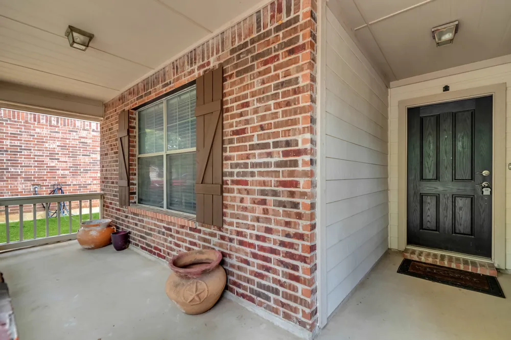 12117 Bellegrove Road Burleson, TX 76028