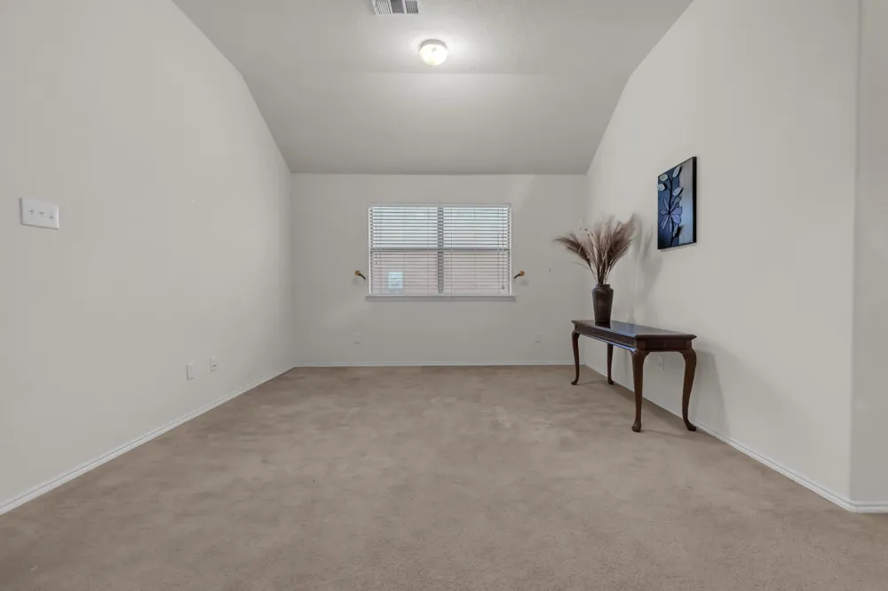 12117 Bellegrove Road Burleson, TX 76028
