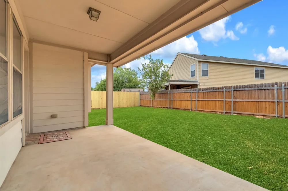 12117 Bellegrove Road Burleson, TX 76028