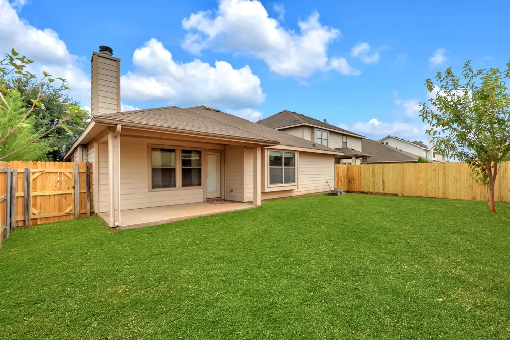 12117 Bellegrove Road Burleson, TX 76028