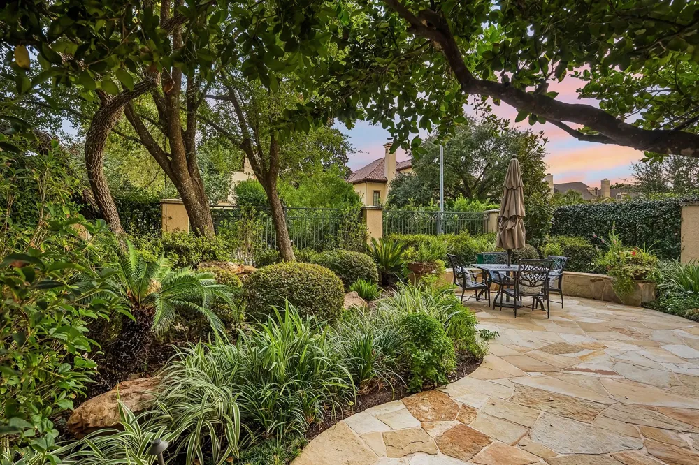5034 Tangle Lane Houston, TX 77056