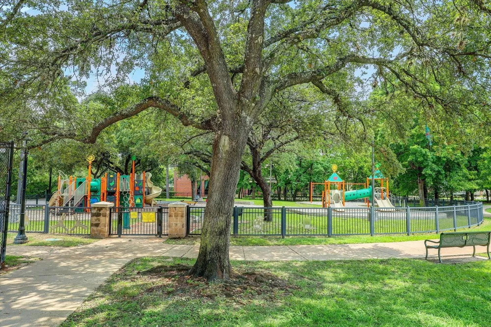 5034 Tangle Lane Houston, TX 77056