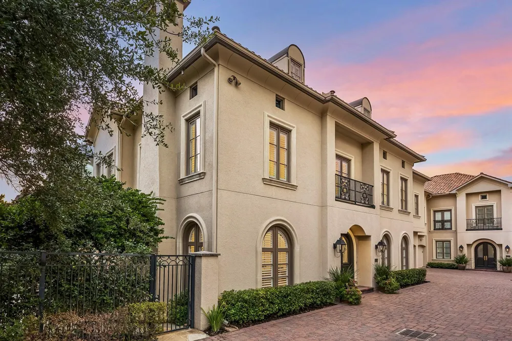 5034 Tangle Lane Houston, TX 77056
