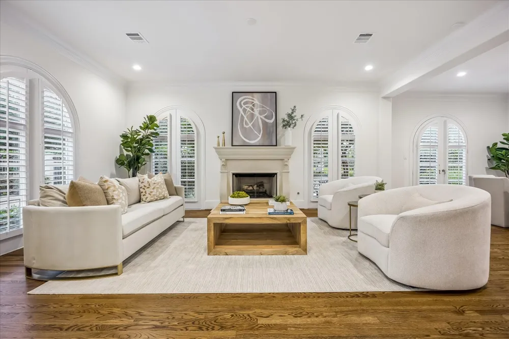 5034 Tangle Lane Houston, TX 77056