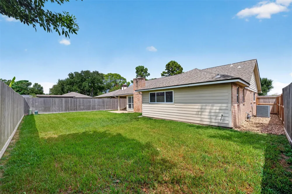 1931 Hilton Head Drive Missouri City, TX 77459